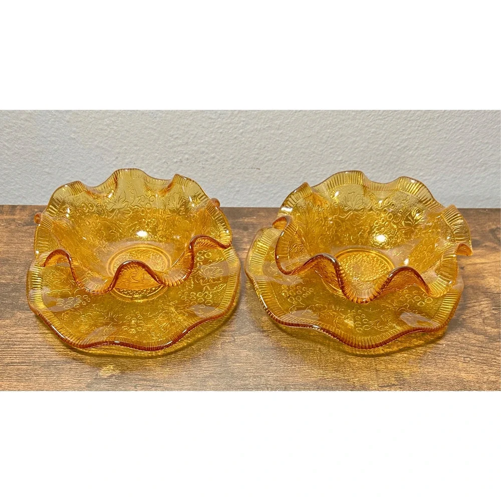 Fenton vtg set